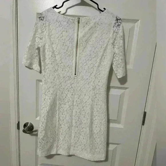 Kenneth Cole Reaction White Lace With  Underlay Mini Dress Sheath Size 2 - Picture 5 of 6